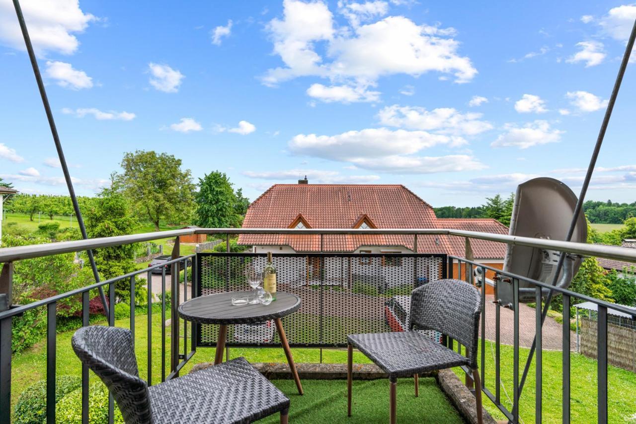 Ttp Apartment 6 Friedrichshafen Bagian luar foto